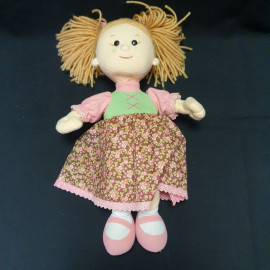 Кукла Катюша в платье с розочками музыкальная. 